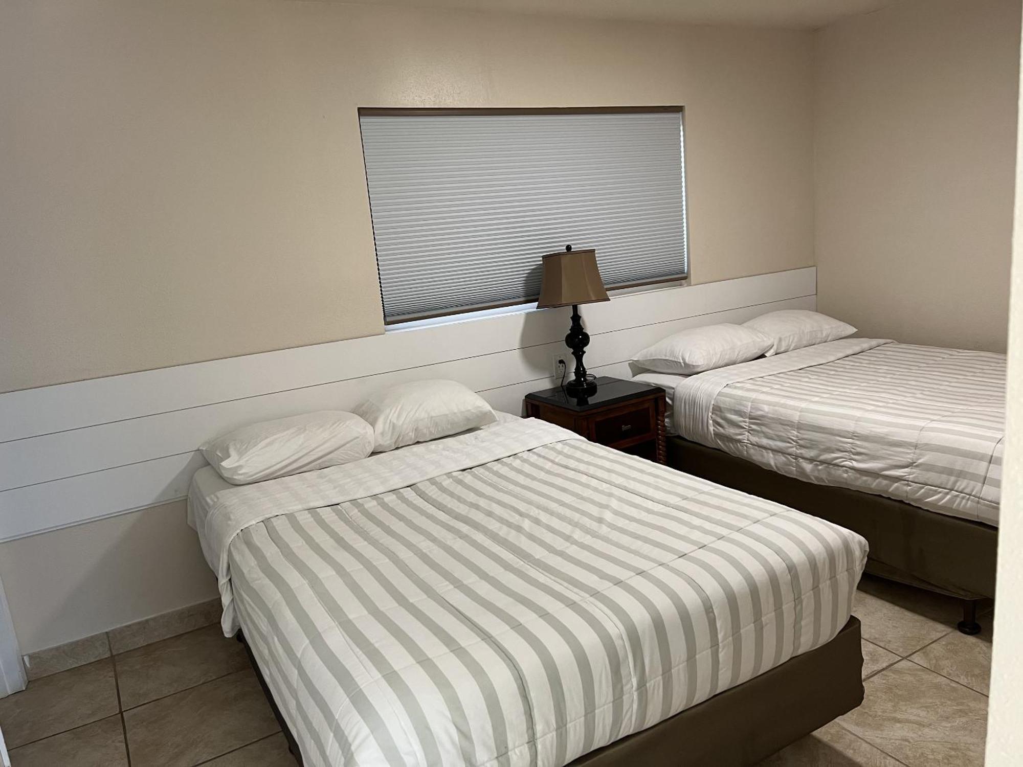 Motel Sequoia Village 2*