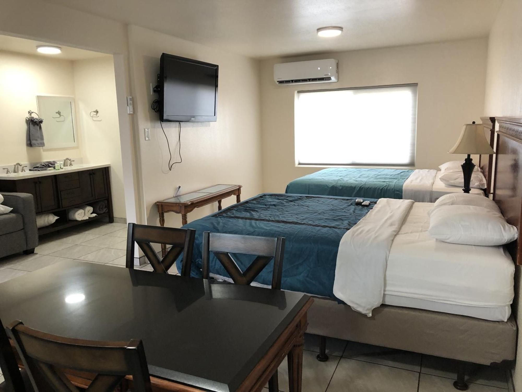 Motel Sequoia Village 2*
