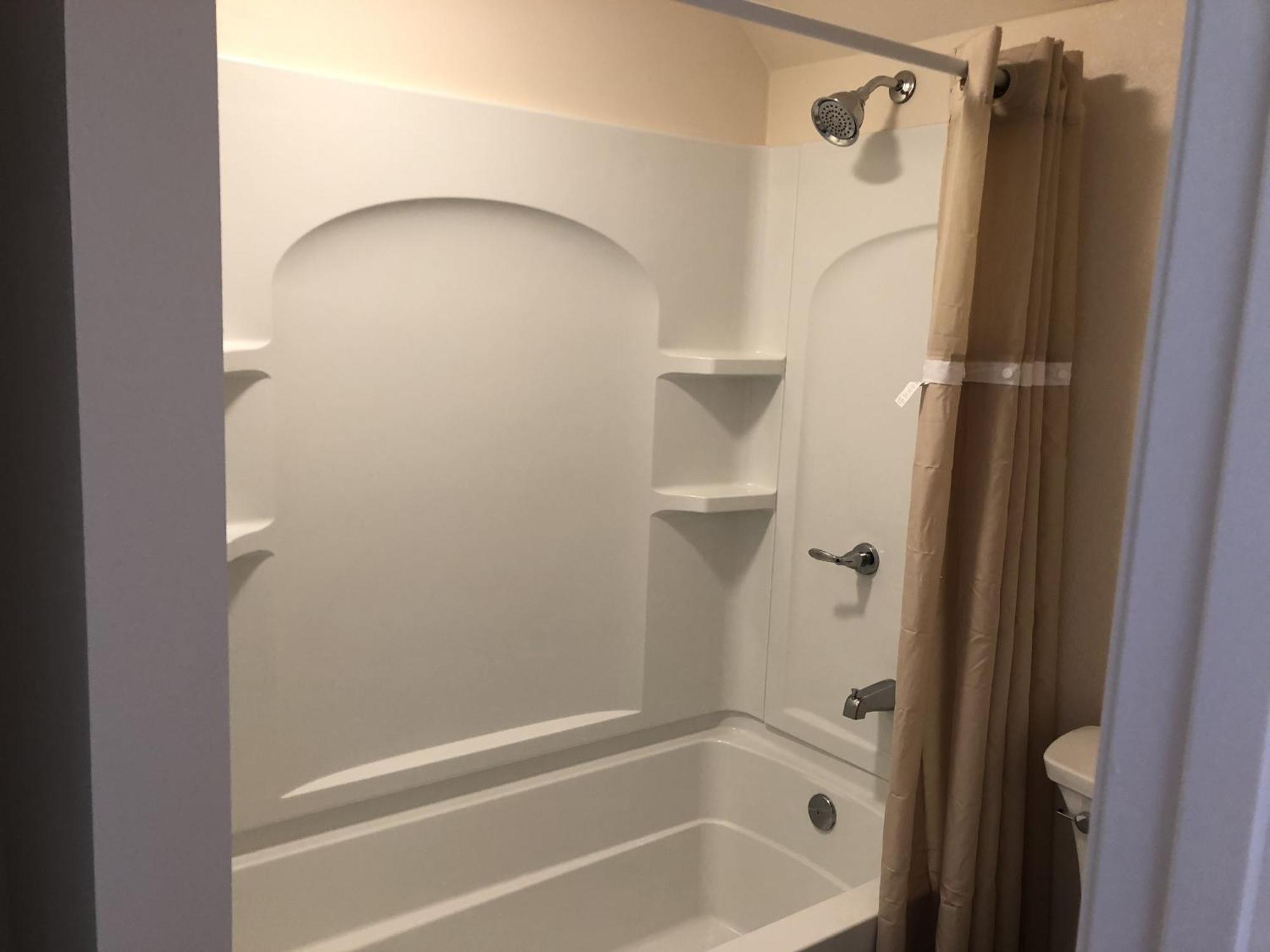 Sequoia Village Motel 2*